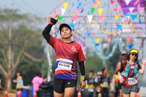 BIB: 45718
                            <button type="button" onclick="openModal(9899437)" class="btn btn-primary btn-sm float-right btn-popup" data-toggle="modal" data-target=".modal-high-quality">
                        <i class="fas fa-shopping-cart"></i> Add to Cart
                    </button>
                                            <button type="button" onclick="isThisMe(9899437, true)" class="btn btn-success btn-sm float-right btn-popup btn-isme hidden" data-toggle="tooltip" data-placement="bottom" title="นี่คือรูปของคุณใช่ไหม คลิกที่นี่เพื่อเอาเข้าอัลบั้ม">
                        <i class="fas fa-plus"></i> Add to album
                    </button>
                    <button type="button" onclick="isThisMe(9899437, false)" class="btn btn-warning btn-sm float-right btn-popup btn-isnotme hidden">
                        <i class="fas fa-ban"></i> Remove from album
                    </button>
